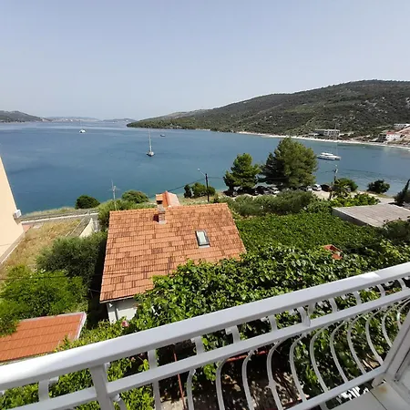 Апартаменти Mare Palada